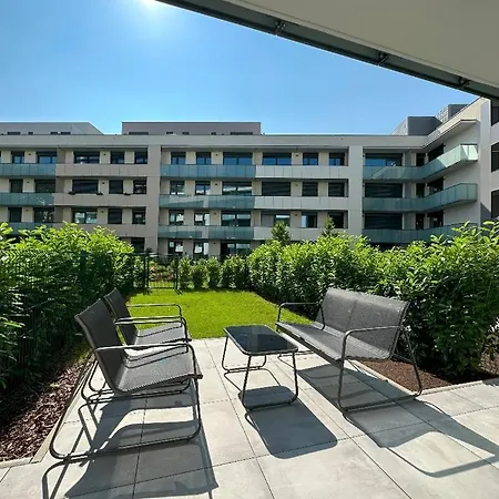 Viktoria N7 With Garage & Terrace