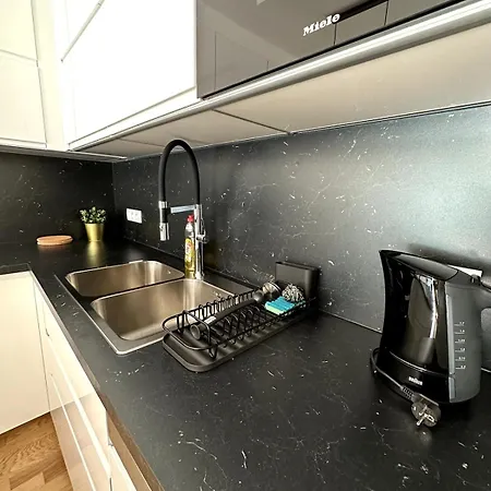 Apartamento Viktoria N7 With Garage & Terrace *