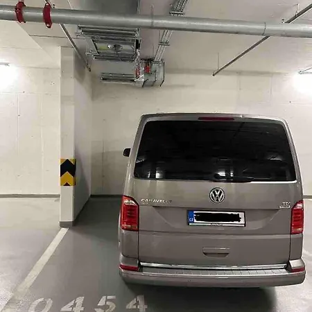 Viktoria N7 With Garage & Terrace Apartamento