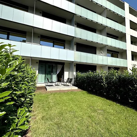 Viktoria N7 With Garage & Terrace *