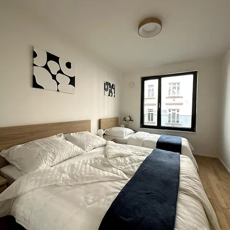 Viktoria N7 With Garage & Terrace Apartamento