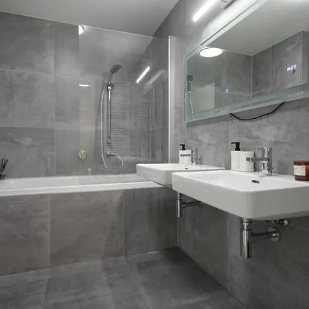 Apartamento Viktoria N7 With Garage & Terrace *
