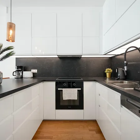 Viktoria N7 With Garage & Terrace Apartamento *