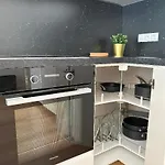 Apartmán Viktoria N7 With Garage & Terrace Praha
