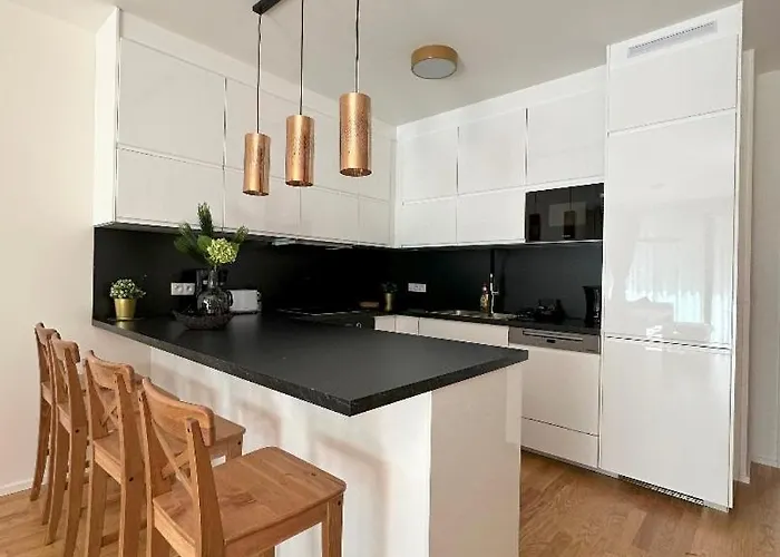 Appartamento Viktoria N7 With Garage & Terrace