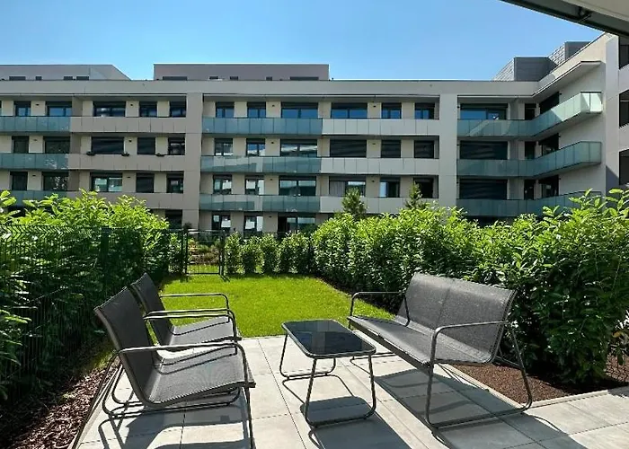 Viktoria N7 With Garage & Terrace