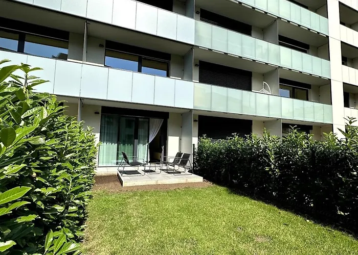 Viktoria N7 With Garage & Terrace *